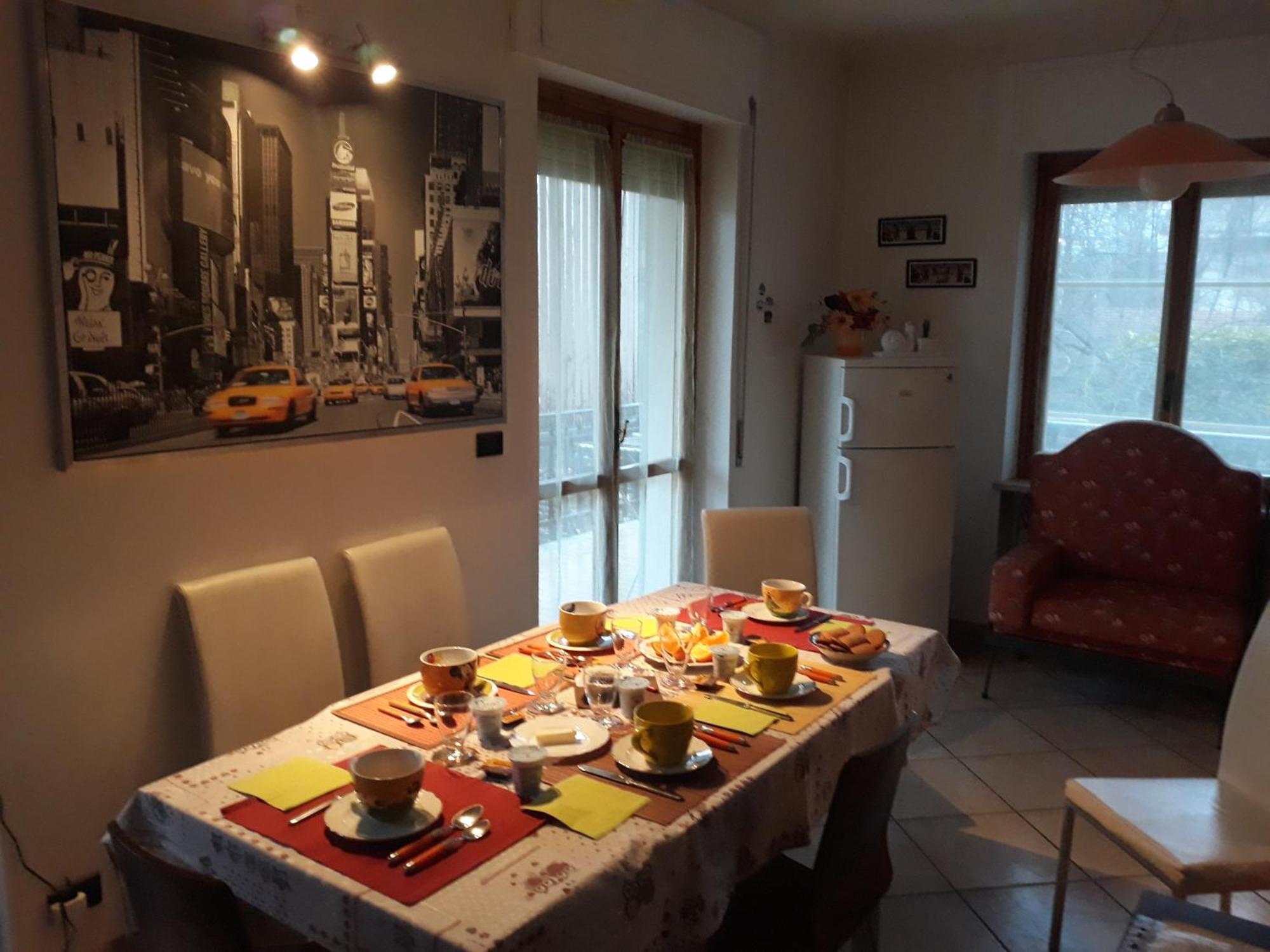 Bed and Breakfast Il Melograno à Borgo San Dalmazzo Extérieur photo