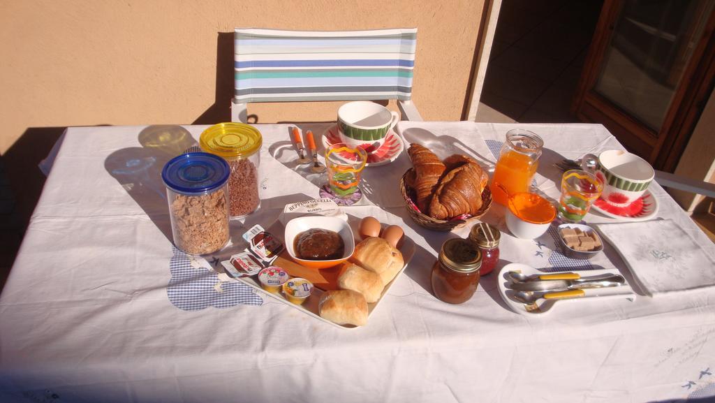 Bed and Breakfast Il Melograno à Borgo San Dalmazzo Extérieur photo